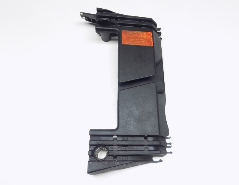 Abdeckung Zündverteiler Zündkabelführung gebraucht VW VR6 Corrado, Golf, Passat, Vento 021133919