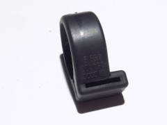 Halter gebraucht für Magnetventil VW Golf II 054133459B